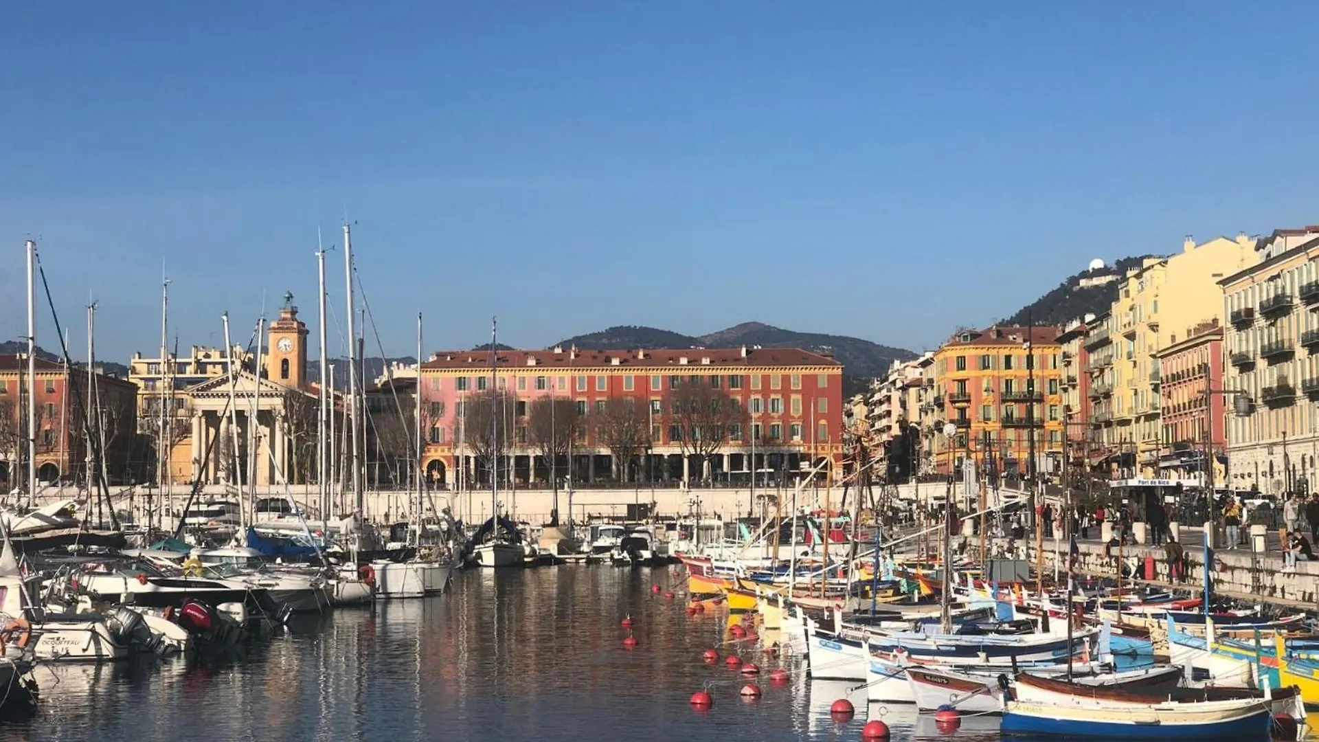 Charmant studio tout proche du port Nizza