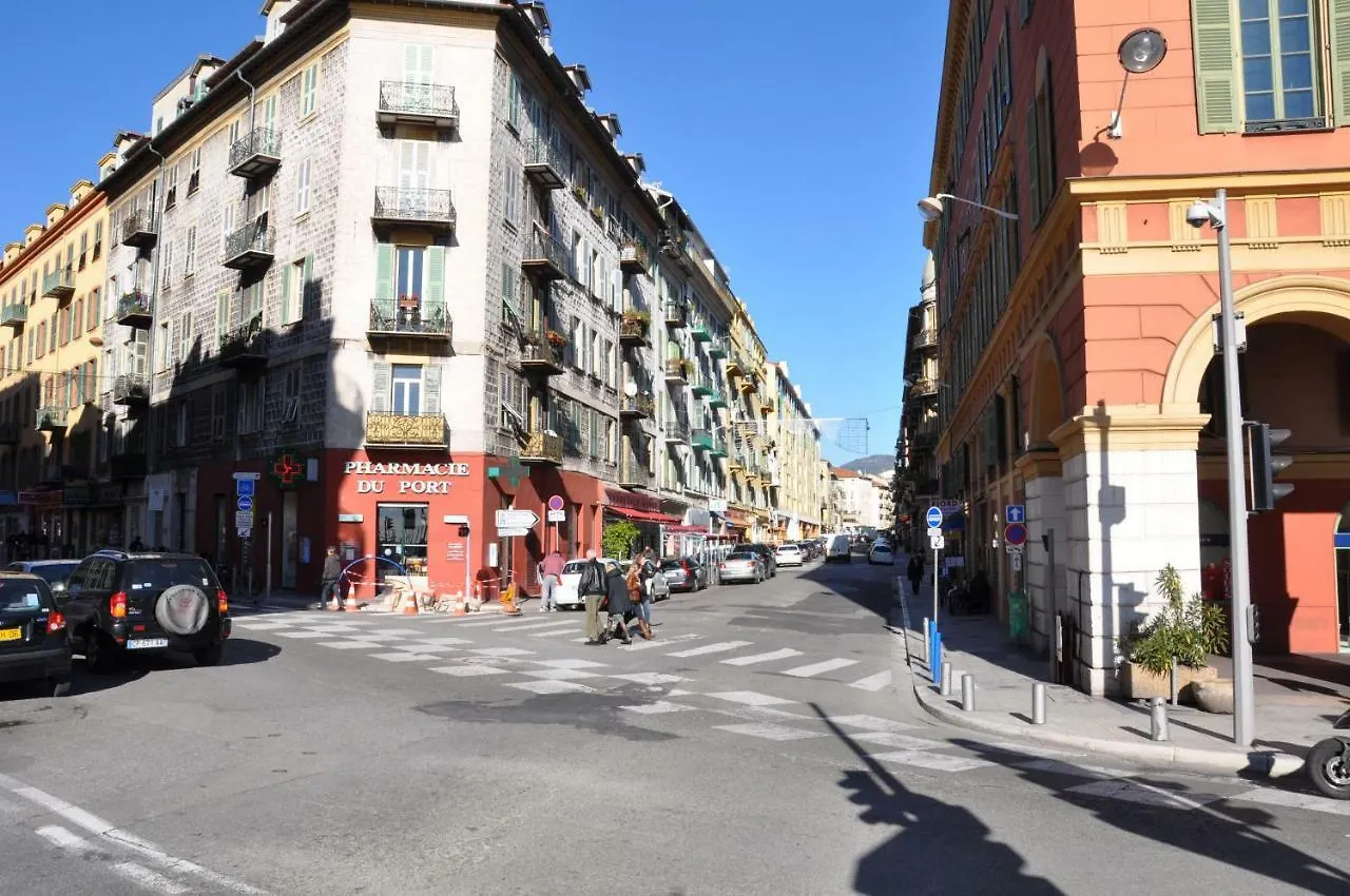 Charmant studio tout proche du port Nice Appartement