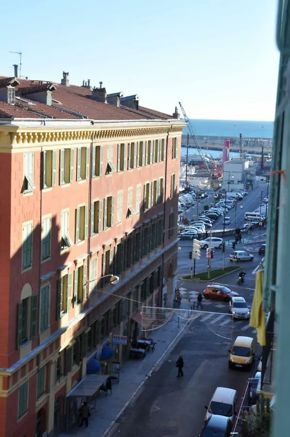 Charmant studio tout proche du port Nice 0*,